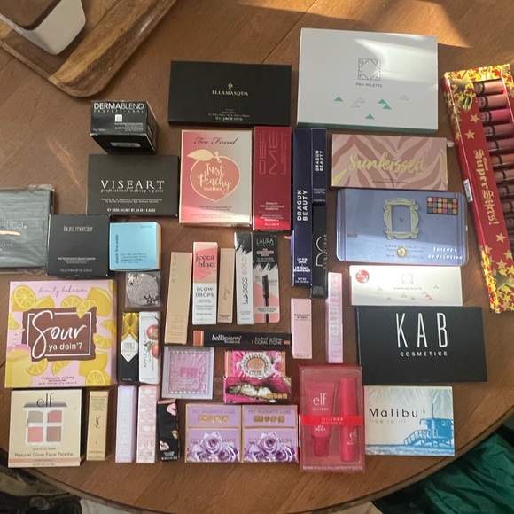 HUGE makeup lot - all new with box/packaging. Never opened MAKEUP - Picture 1 of 9
